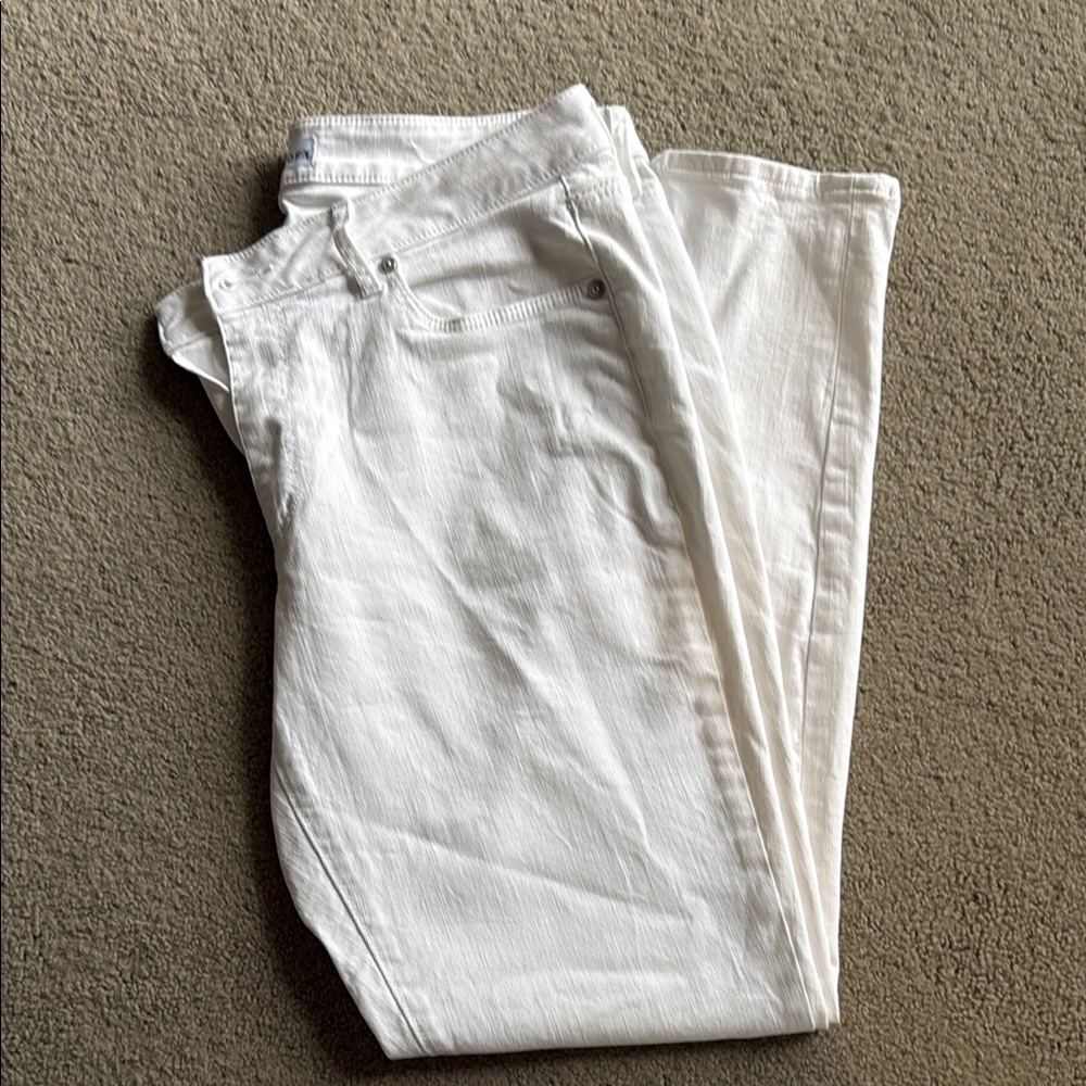 Loft  White Jeans 12 31 curvy